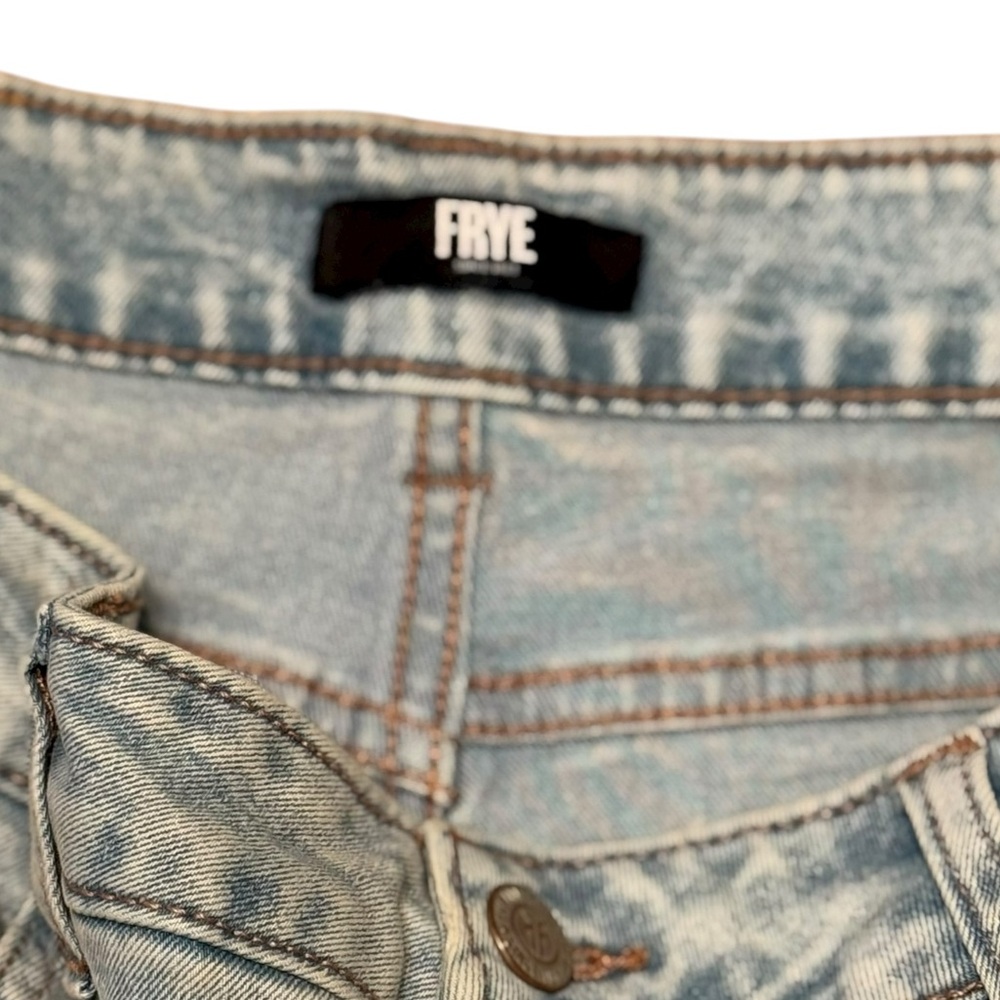 FRYE Womens Light Wash High Waisted Mom Jeans Size 12 - Picture 4 of 11